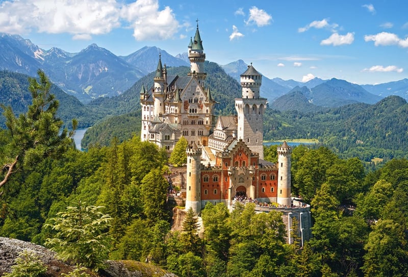 View of the Neuschwanstein Castle, Zicht op het kasteel van Neuschwanstein Castorland B-53544
[mwwsrc:19b3ec7e404528c76925383d9dc9e5a805070d53.jpg]