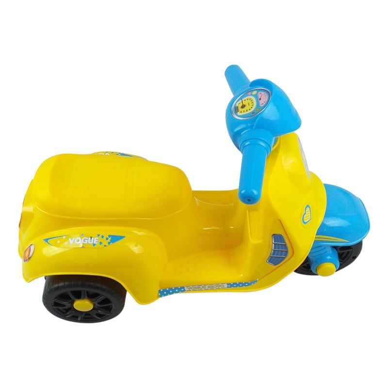 Loopscooter 3 wielen Geel
[mwwsrc:3142b8e692550a412d6a7dd232e599cf6f42678d.jpg]