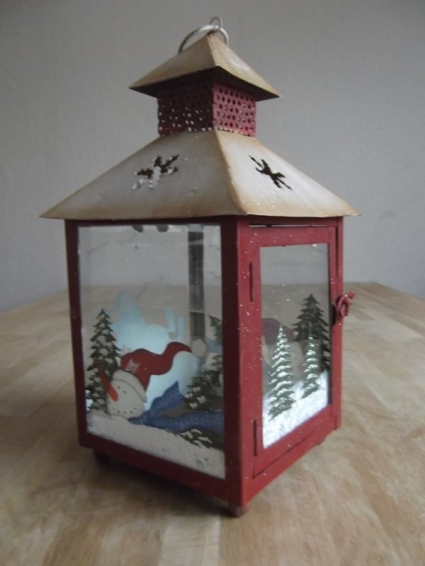 Lantaarn Kerst klein
[mwwsrc:aac83378bf7d31884bd172b0167bd2e36762598d.jpg]