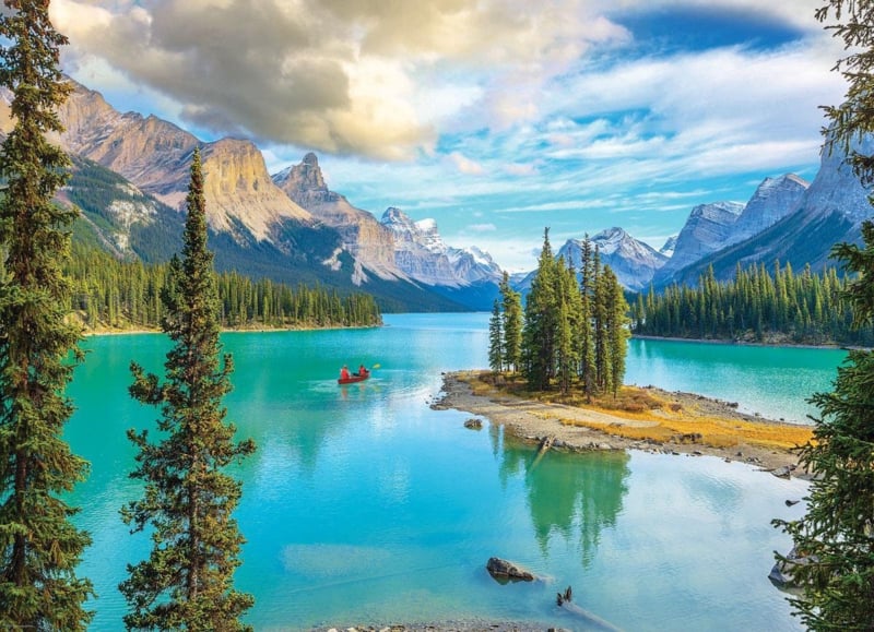 Maligne Lake, Alberta Canada
[mwwsrc:bbf8317b5988f1512f830fa6257b97df7c6405c5.jpg]