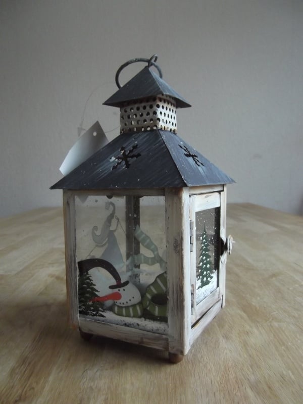 Lantaarn Kerst groot
[mwwsrc:c3b28690b37b046a34709d72777ca40a7a3e7afe.jpg]